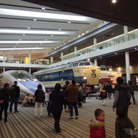 6月15日に再開する京都鉄道博物館。再開後も、基本的には展示車両を外から見学できるに留まるようだ。
