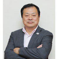 2021年の年頭所感をお寄せくださった情報通信総合研究所 ICTリサーチコンサルティング部特別研究員の平井聡一郎氏