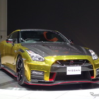 日産GT-R NISMO 2022年型ゴールド仕様