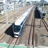 JR東日本E261系