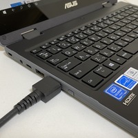 USB3.2(Type-C/Gen2)、USB3.2(Type-A/Gen1)、USB 2.0Type-Aポート、画面出力を行えるHDMI端子、ヘッドセットに対応したマイクロホン/ヘッドホン・コンボジャックが揃う