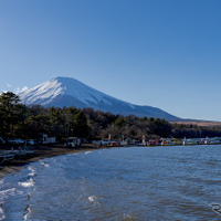 昼間の天気のいい日だとこんなキレイな富士山が見られる。