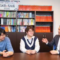 受験生時代を振り返る、左から近藤さん、横山さん、久保田先生