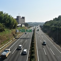 東名高速