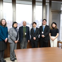 左からブルネリ国際副教頭、渡部校長、Nisai CEO Dhruv、井上副教頭、Nisai Japan（竹内氏、井上氏）
