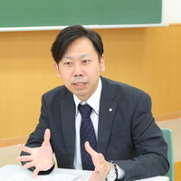 駿台予備学校 立川校 校舎責任者・杉田翔氏