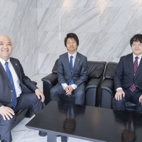 左から、臨海セミナー ESC難関高校受験科 事業部長・飯沼徹氏、教務部 文系課上席係長・青木陽介氏、主任・長澤裕文氏
