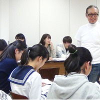 医学部専門予備校YMSの推薦対策講座の授業風景