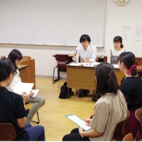 医学部専門予備校YMSの推薦対策講座の授業風景