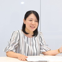 英語科教員の武井有紗先生