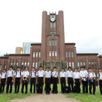 東大・東工大・一橋大のキャンパスツアーでは、大学の雰囲気を肌で感じることができ、「なぜこの大学に入りたいのか」をより具体的に考えられるようになります。その大学へ進学した先輩の案内・解説もあります