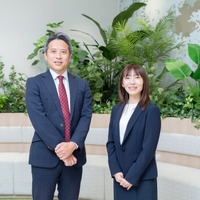 左から、プログラミング総合研究所 飯坂正樹氏、静岡大学 情報学部 准教授／情報処理学会教育担当理事 遠山紗矢香氏