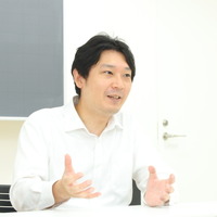 「遠慮せずに学生と同じ目線で相談できる場」の必要性を語る堤氏