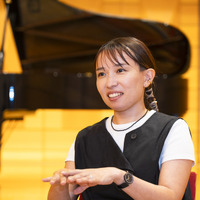 卒業生の日本画家・磯部絢子氏