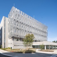 北里大学未来工学部　校舎外観