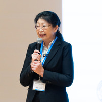 星野学園中学校教頭の渡邉朋子先生