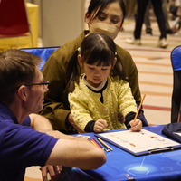 ローラスのブースのようす