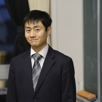 取材に応じてくれた常葉大学附属橘高等学校 社会科の小澤祐太先生