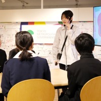 ケーススタディに取り組む子供たち