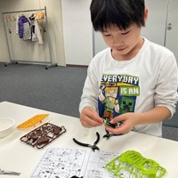ロボット作り教室（初級編・中級編）のようす