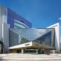 舞台裏を見学できる「劇場ツアー」東京芸術劇場4-5月