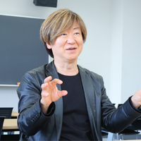 松永エリック・匡史教授