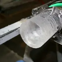 低温室に保管されているアイスコア
