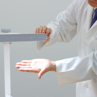 「青白い光はパフォーマンスが上がる分、目も疲れやすいので、しっかり休む」