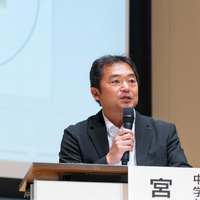 宮川裕隆氏　関西学院中学部長