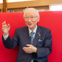 「子供たちが経済的な理由で諦めることなく行きたい学校を選べるようになったという意味で就学支援金制度の改正は素晴らしいこと」（近藤先生）