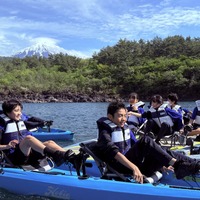 自然教室（山梨県西湖）のようす（中学校）