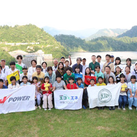20年受け継がれる「J-POWERエコ×エネ体験ツアー」巨大ダムの底とブナの森で学ぶ水力発電の世界