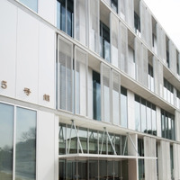「CASBEE」S評価を取得した東京経済大学5号館