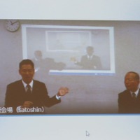大阪府教育委員会教育長の中西正人氏（写真右）と、日本マイクロソフト業務執行役員の中川哲氏（写真左）