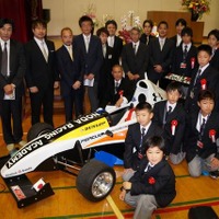茂木のレーサー養成学校で入学式…NODAレーシングアカデミーが開校
