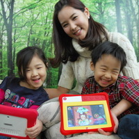 【韓国スマートママ 2/3】タブレットPC向け学習アプリ＋本の組合せが人気