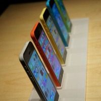 5色のカラーが選べるiPhone 5c