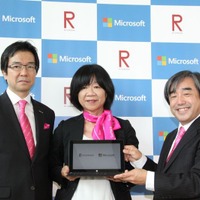 左から、日本マイクロソフトの樋口氏、浮田校長、陰山氏