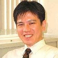 化学システム工学科の山田淳夫教授