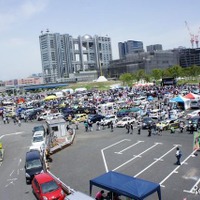 東京お台場に、約1000台の痛車が集結した