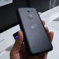 企業向けスマートフォンの新商品 ARROWS M305/KA4