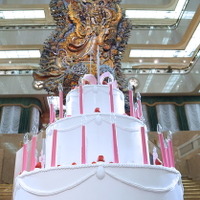 三越ライオン像100周年を祝う1.5メートルのバースデーケーキ