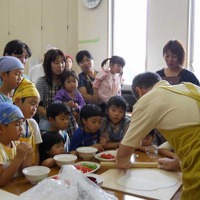 県立げんきプラザ「ドラム缶ピザづくり」