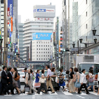【なくせ！自転車事故】東京の銀座通りの歩道は自転車通行不可