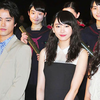 新垣結衣＆木村文乃＆桐谷健太／『くちびるに歌を』初日舞台挨拶