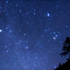 今夜見えるか「4月こと座流星群」いつどこを見上げる？ 画像
