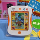 【東京おもちゃショー2013】アンパンマンの学習タブレット、幼児の英語学習に 画像