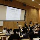 JMOOC「gacco」で東大 本郷教授が反転授業、参加者は13～81歳 画像