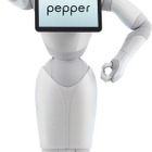 自分で動くロボット 「Pepper」一般家庭向け販売は夏頃 画像