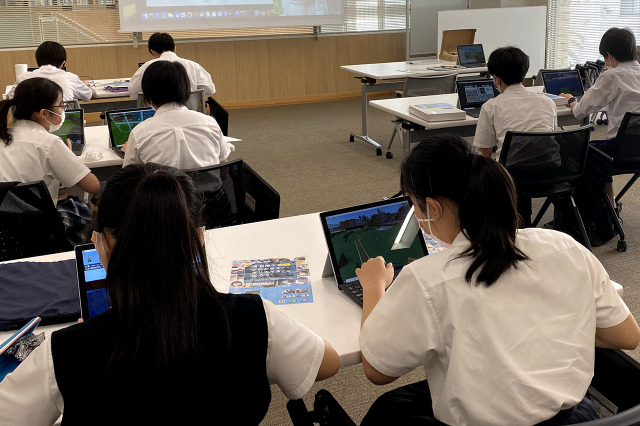 Surface✕AIで高まるプログラミングへの興味…探究心を刺激する青山学院中等部の取組み 画像